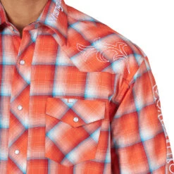 Wrangler Men's Logo Filigree Accent Plaid Shirt 9 Wrangler Men's Logo Filigree Accent Plaid Shirt -Western Cowboy Equipment Store 17dd928fc4fef47023f169822fb4ffb1