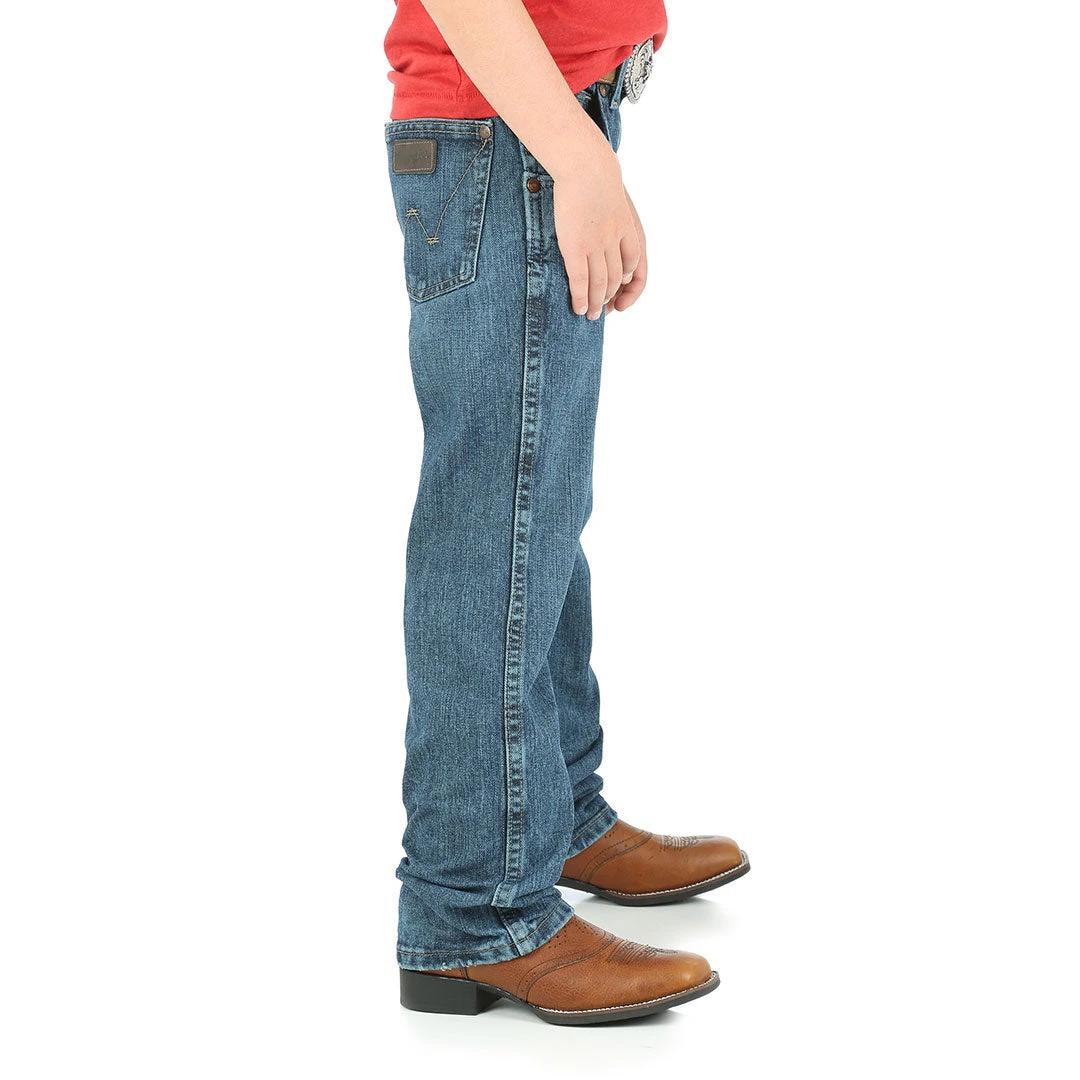 Wrangler Boys' Retro Relaxed Straight Leg Jeans (1-7) 2 Wrangler Boys' Retro Relaxed Straight Leg Jeans (1-7) - Image 2