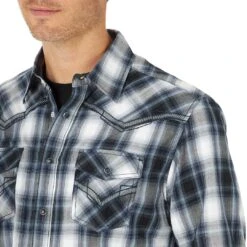 Wrangler Men's Rock 47 Embroidered Plaid Snap Shirt -Western Cowboy Equipment Store img10270 wrangler men s rock 47 embroidered plaid snap shirt