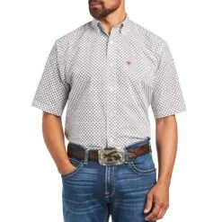Ariat Men's Fionn Classic Fit Button-Down Shirt
