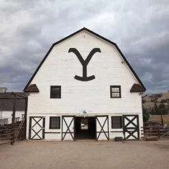 Montana Silversmiths The Yellowstone Dutton Ranch Belt Buckle 5 Montana Silversmiths The Yellowstone Dutton Ranch Belt Buckle -Western Cowboy Equipment Store img21453 montana silversmiths the yellowstone dutton ranch belt buckle