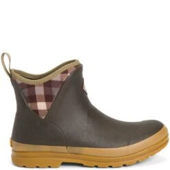 Muck Boot Co. Women's Originals Ankle Boots -Western Cowboy Equipment Store img22957 muck boot co women s 0D 0Aoriginals ankle boot