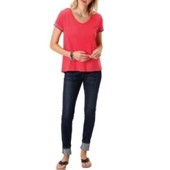 Roper Women's Embroidered Keyhole Back T-shirt -Western Cowboy Equipment Store img39213 roper women s embroidered keyhole back t shirt