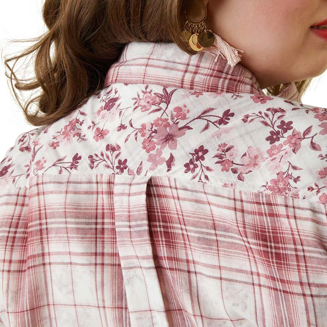 Ariat Women's REAL Billie Jean Button-Down Shirt 9 Ariat Women's REAL Billie Jean Button-Down Shirt - Image 9