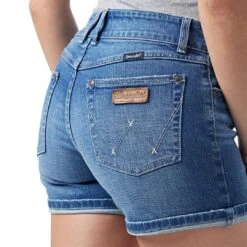 Wrangler Women's Retro Mid Rise Jean Shorts 8 Wrangler Women's Retro Mid Rise Jean Shorts -Western Cowboy Equipment Store img53126 wrangler women s retro mid rise jean shorts