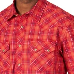 Wrangler Men's Retro Sawtooth Pocket Plaid Snap Shirt -Western Cowboy Equipment Store img88129 wrangler men s retro sawtooth pocket plaid snap shirt