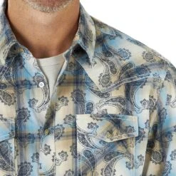 Wrangler Men's Retro Premium Print Snap Shirt -Western Cowboy Equipment Store img96529 wrangler men s retro premium print snap shirt