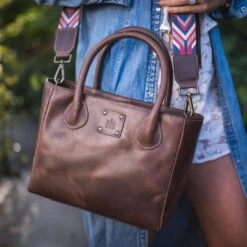 STS Ranchwear Chocolate Basic Bliss Satchel 10 STS Ranchwear Chocolate Basic Bliss Satchel -Western Cowboy Equipment Store img97237 sts ranchwear chocolate basic bliss satchel