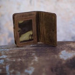 STS Ranchwear Cowhide Soni Wallet 9 STS Ranchwear Cowhide Soni Wallet -Western Cowboy Equipment Store img97386 sts ranchwear cowhide soni wallet